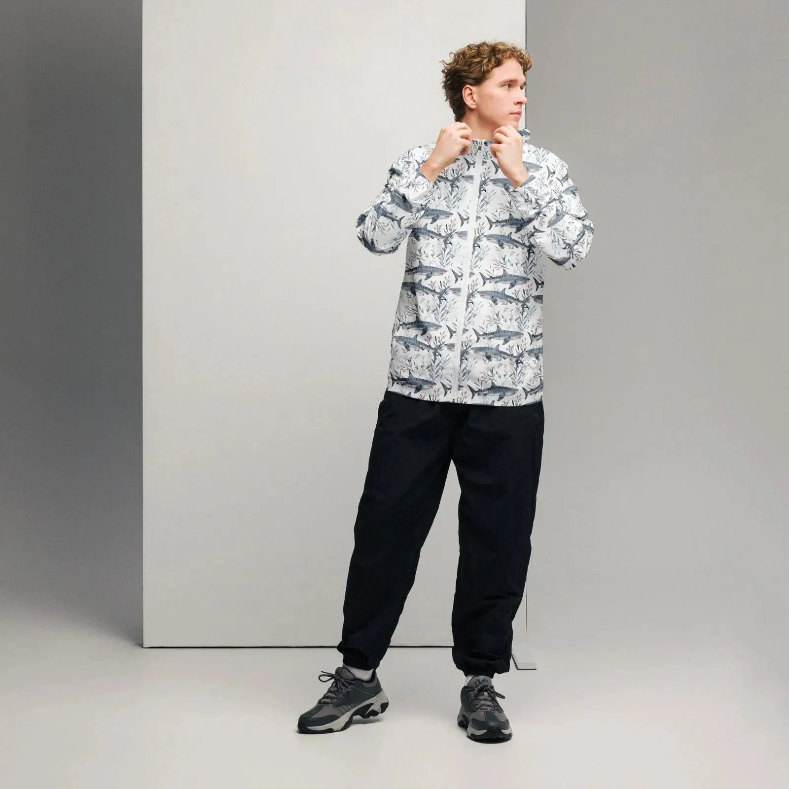 Tiger Shark Bloom Men's Windbreaker