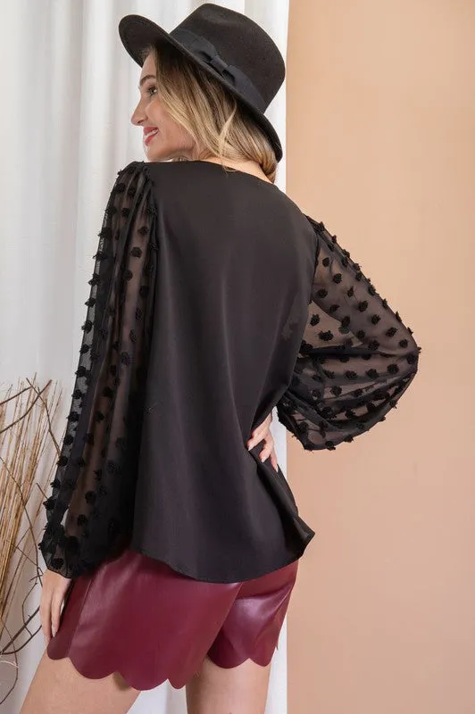 TUFTED DOT V-NECK BLOUSE TOP