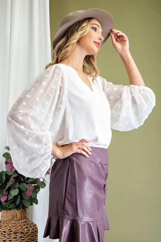 TUFTED DOT V-NECK BLOUSE TOP